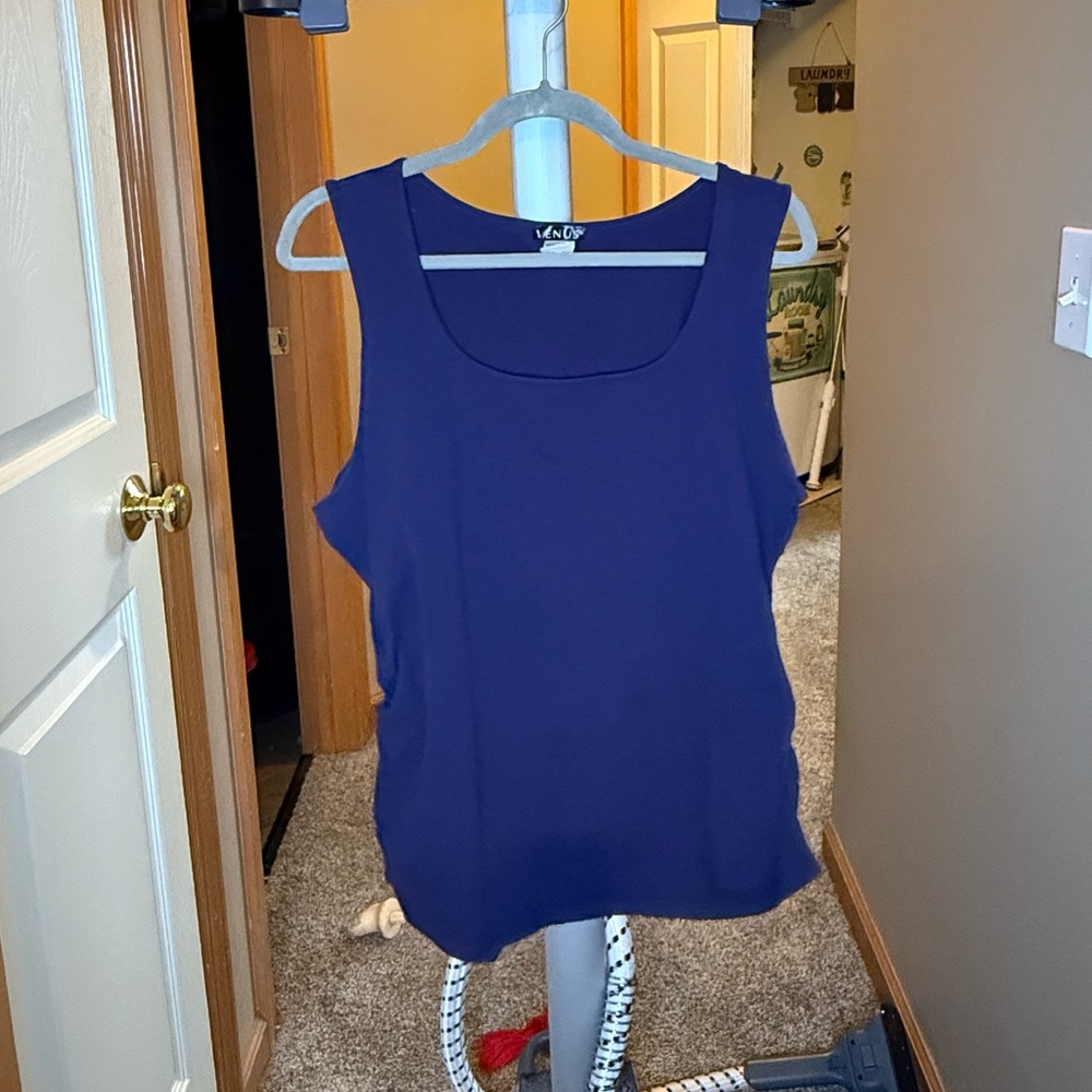 **Venus Ruched-Sides Tank - 2X